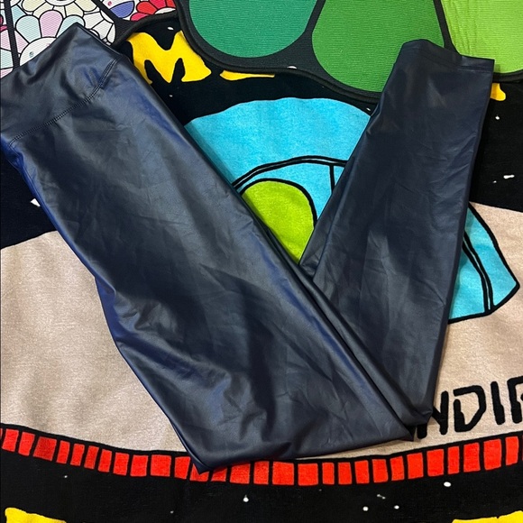 Aerie OFFLINE NAVY Faux Leather Real Luxe Leggings NWT - Picture 6 of 10